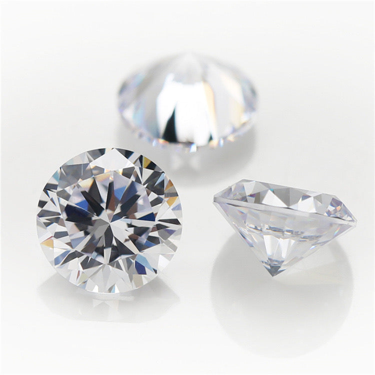 Cubic zirconia-Round faceted