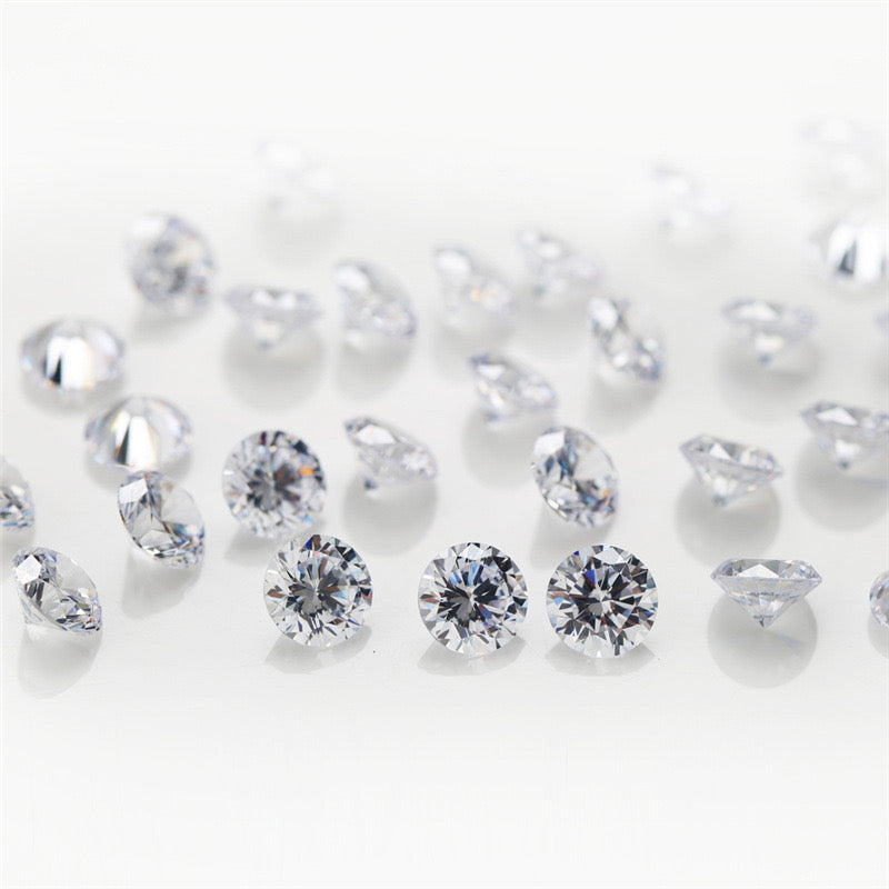 Cubic zirconia-Round faceted