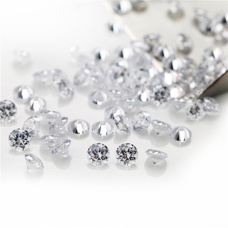 Cubic zirconia-Round faceted